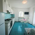 R17 - Portorecanati: Bilocale A Due Passi Dal Mare Διαμέρισμα *